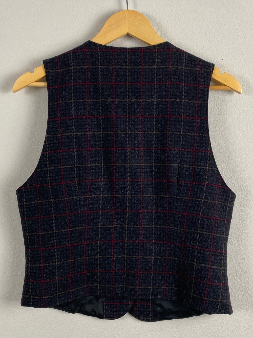 Pendleton Vintage Virgin Wool Plaid Vest Waistcoat | Gray/Multicolor - Picture 2 of 15